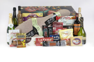 lote navideño 10 baul navideño decorado con jamón serrano